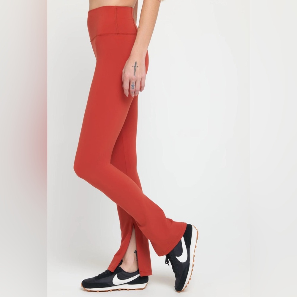 NWT Spiritual Gangster Vivienne Zip Pant